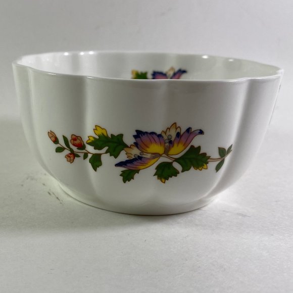 Vintage 1960's Aynsley AYNSLEY Bone VAR-I-ETE Bowl Garden with butterflies - Picture 3 of 8